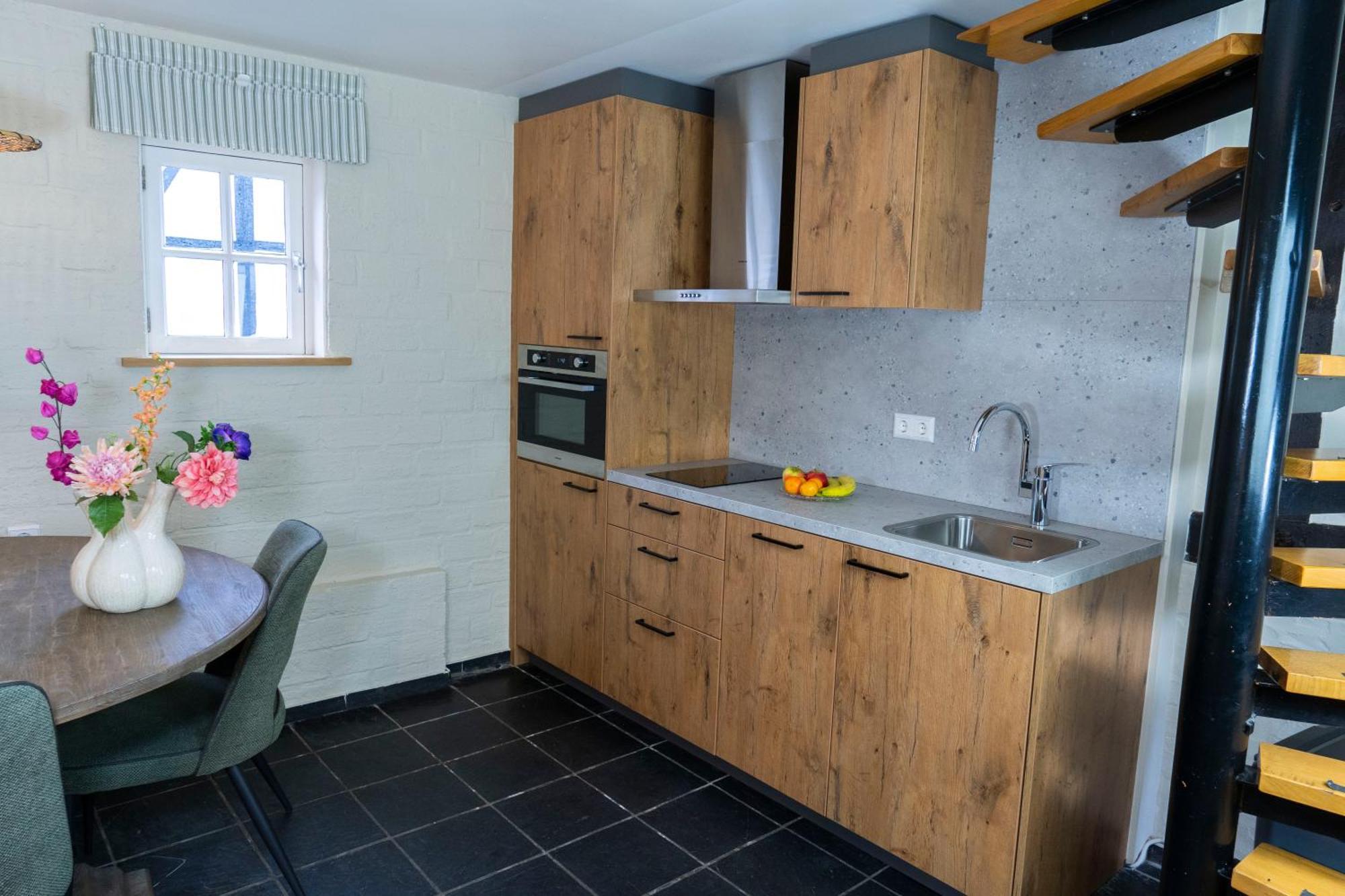 Vakantiewoningen 'Hoeve De Witte Olifant' Noorbeek Esterno foto