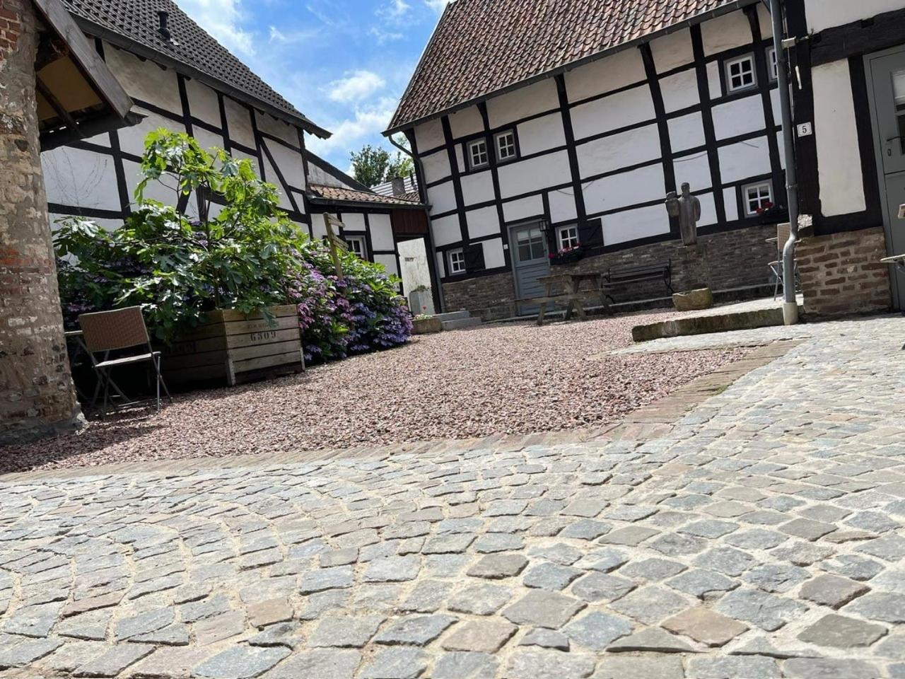 Vakantiewoningen 'Hoeve De Witte Olifant' Noorbeek Esterno foto