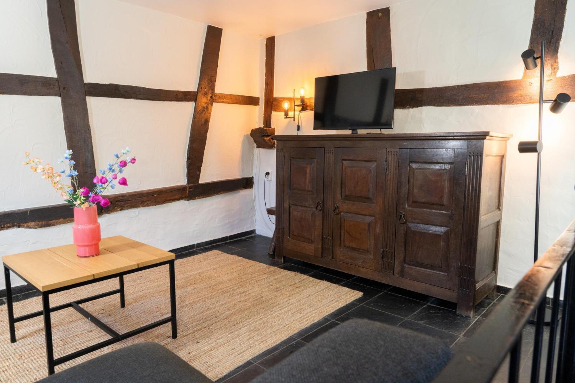 Vakantiewoningen 'Hoeve De Witte Olifant' Noorbeek Esterno foto